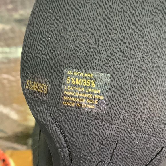 Jessica Simpson black leather boots. Riding buckle slip on boots - Picture 7 of 8